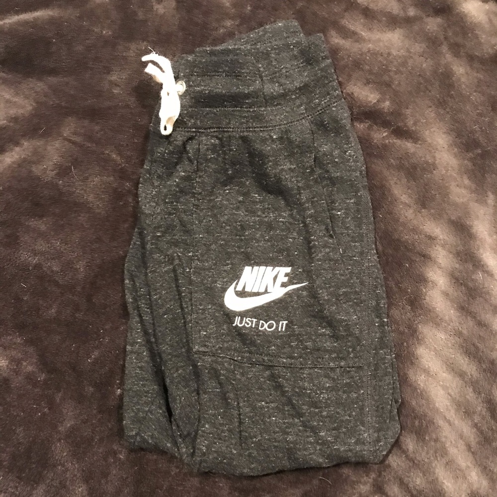 Nike joggers